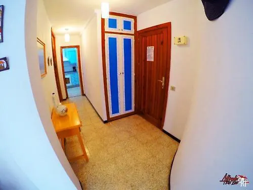 Apartmán Edificio Playa Los Cristianos  0*, Los Cristianos (Tenerife)