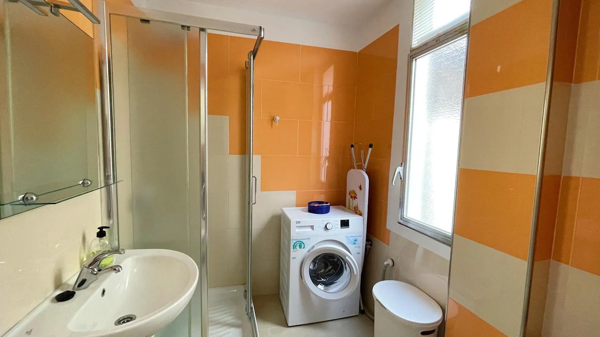 Edificio Playa Apartment Los Cristianos  0*, Los Cristianos (Tenerife)